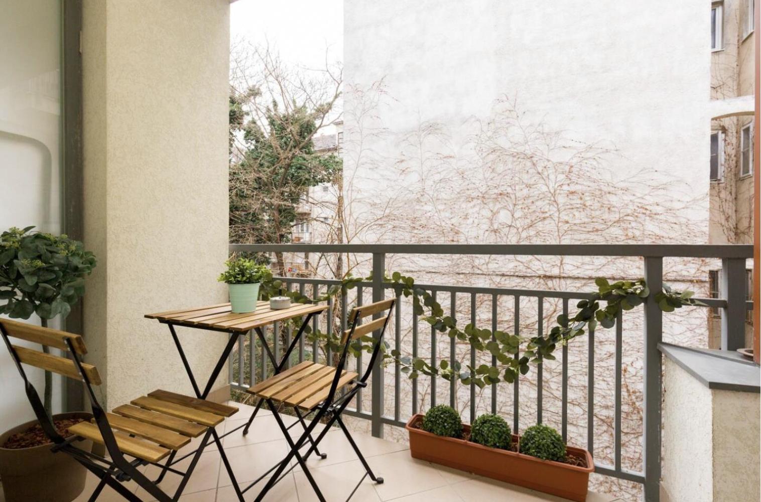 Kazinczy 3 Jewish Hq Bedroom + Living With Balcony Lejlighed Budapest
